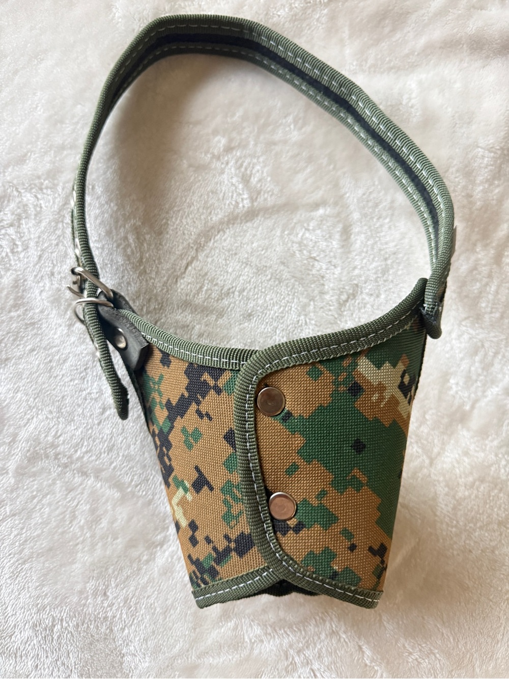 camo dog muzzle made of durable nylon material adjustable strap #5 NEW Green